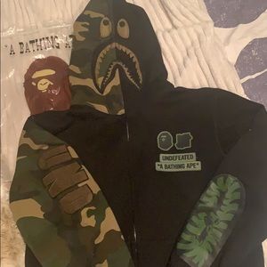 Authentic bape Undefeated zip up sweatshirt with original bag and tag